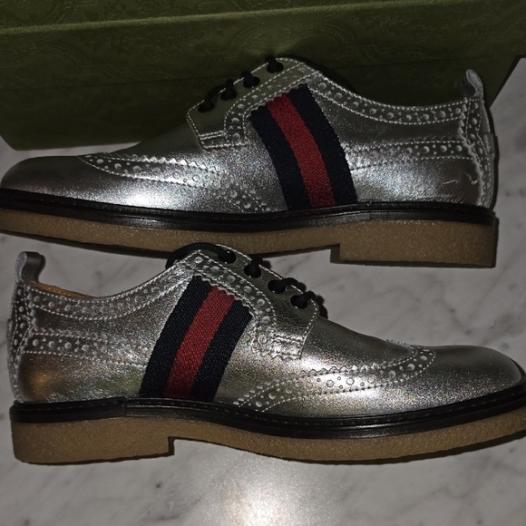 Gucci Silver Kids Shoes - Picture 3 of 8